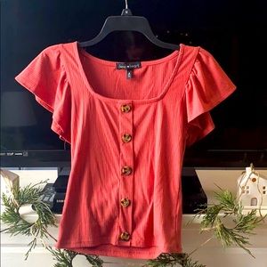 Coral top